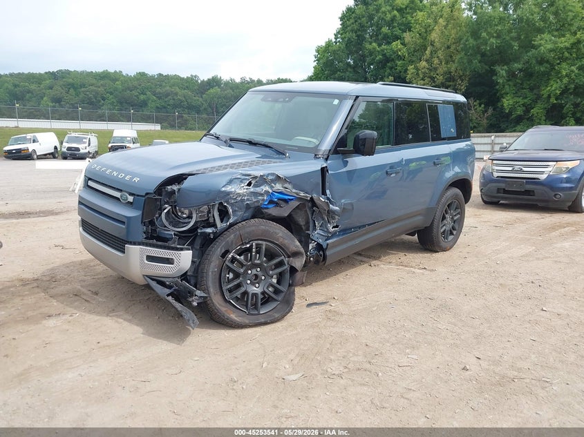 2024 Land rover Defender VIN SALEJ7EX1R2257048 IAAI salvage auction — LEFT FRONT, Salvage (Tennessee), sold $27,600 on 2026-07-13 (photo 2)