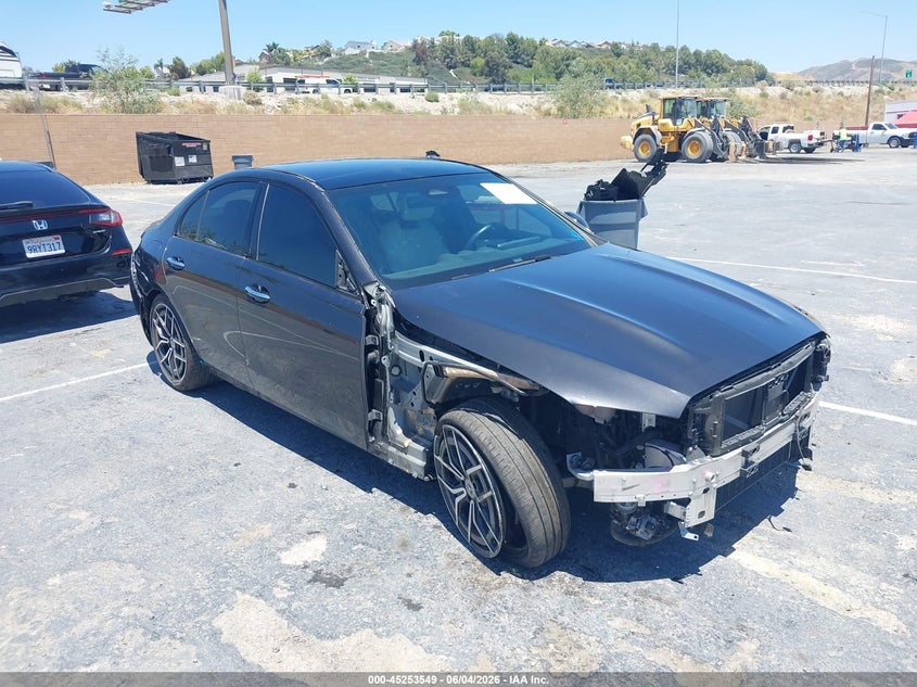 2023 Mercedes-benz C-klasse VIN W1KAF4GB9PR099575 IAAI salvage auction — FRONT & REAR, Salvage Title, sold $18,800 on 2026-07-15 (photo 1)