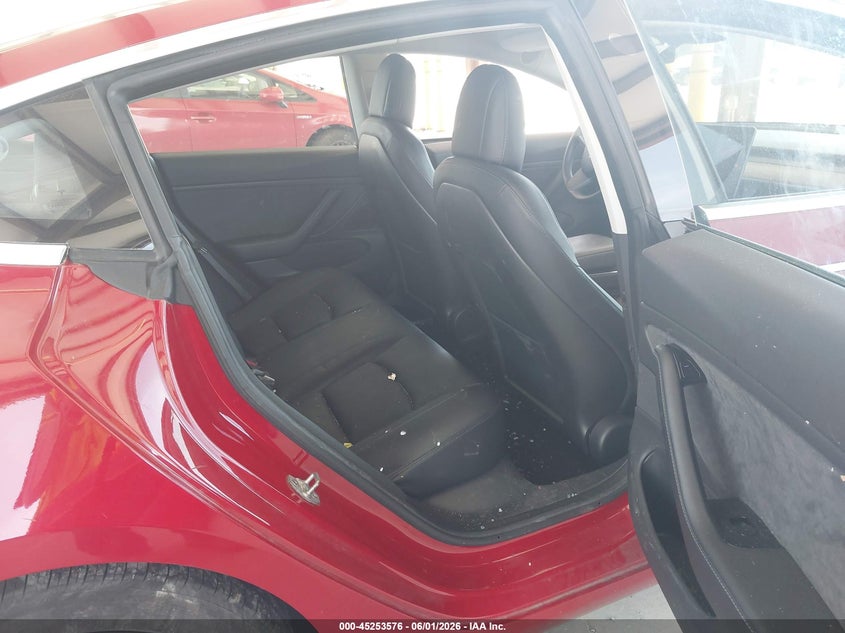 2018 Tesla Model 3 VIN 5YJ3E1EB6JF055098 IAAI salvage auction — LEFT SIDE, Salvage Title, sold $25 on 2026-07-30 (photo 8)