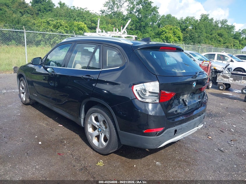 2013 BMW X1 VIN WBAVM1C50DVW45227 IAAI salvage auction — REAR END, Salvage Title, sold $1,100 on 2026-07-14 (photo 3)