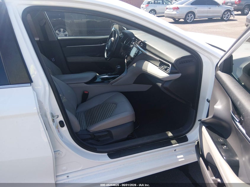 2019 Toyota Camry VIN 4T1B11HK9KU170107 IAAI salvage auction — REAR END, Salvage Title, sold $4,750 on 2026-07-19 (photo 5)