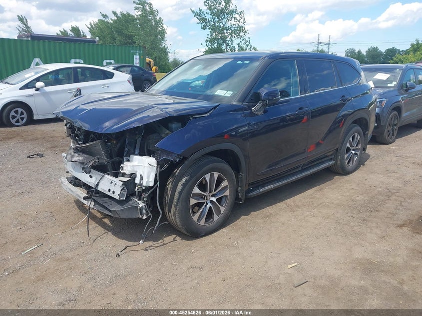 2020 Toyota Highlander VIN 5TDGZRBH7LS026558 IAAI salvage auction — FRONT END, Salvage Title, sold $8,300 on 2026-07-14 (photo 2)