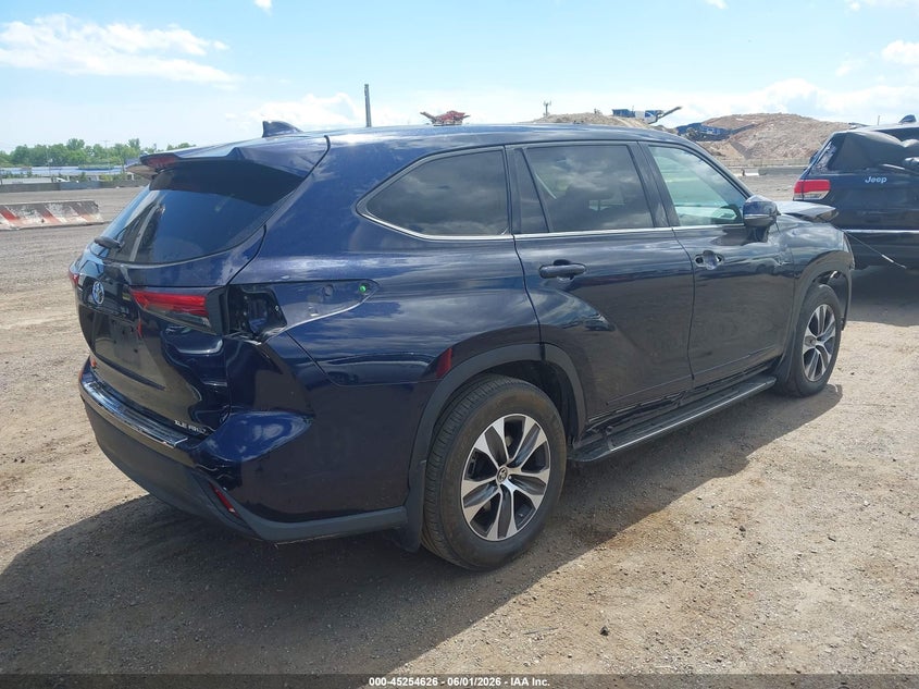 2020 Toyota Highlander VIN 5TDGZRBH7LS026558 IAAI salvage auction — FRONT END, Salvage Title, sold $8,300 on 2026-07-14 (photo 4)