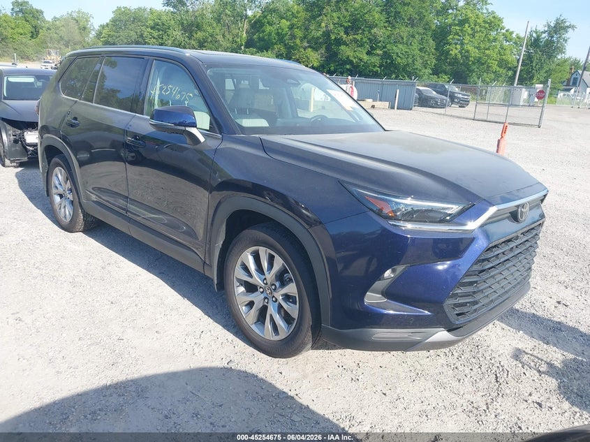 2026 Toyota Highlander VIN 5TDACAB50TS082808 IAAI salvage auction — REAR END, Salvage (Ohio), sold $30,000 on 2026-07-13 (photo 1)