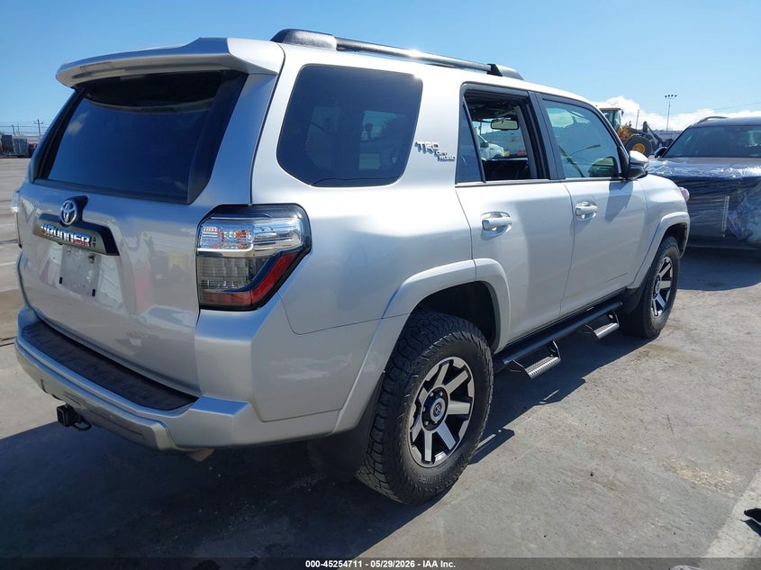 2021 Toyota 4runner VIN JTERU5JR4M5928145 IAAI salvage auction — THEFT, Salvage (California), sold $18,450 on 2026-07-08 (photo 4)
