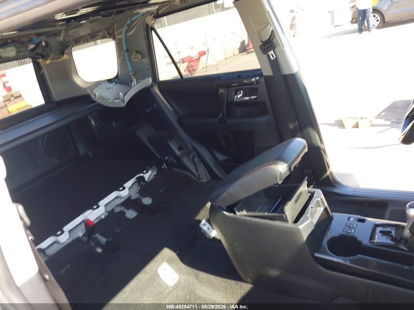 2021 Toyota 4runner VIN JTERU5JR4M5928145 IAAI salvage auction — THEFT, Salvage (California), sold $18,450 on 2026-07-08 (photo 6)