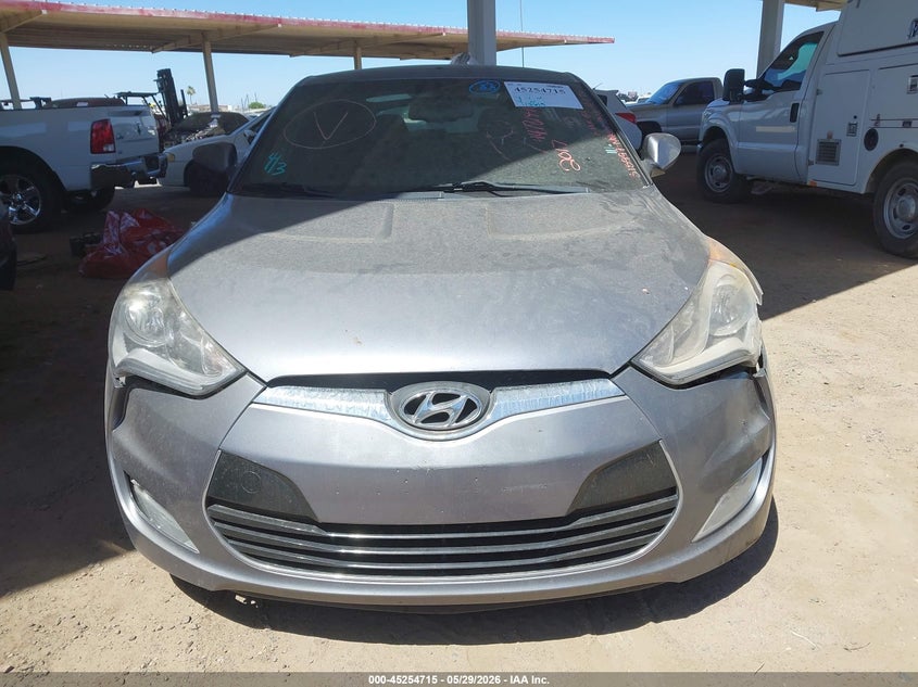 2017 Hyundai Veloster VIN KMHTC6AD5HU315997 IAAI salvage auction — UNKNOWN, Clear (Arizona), sold $300 on 2026-07-14 (photo 6)