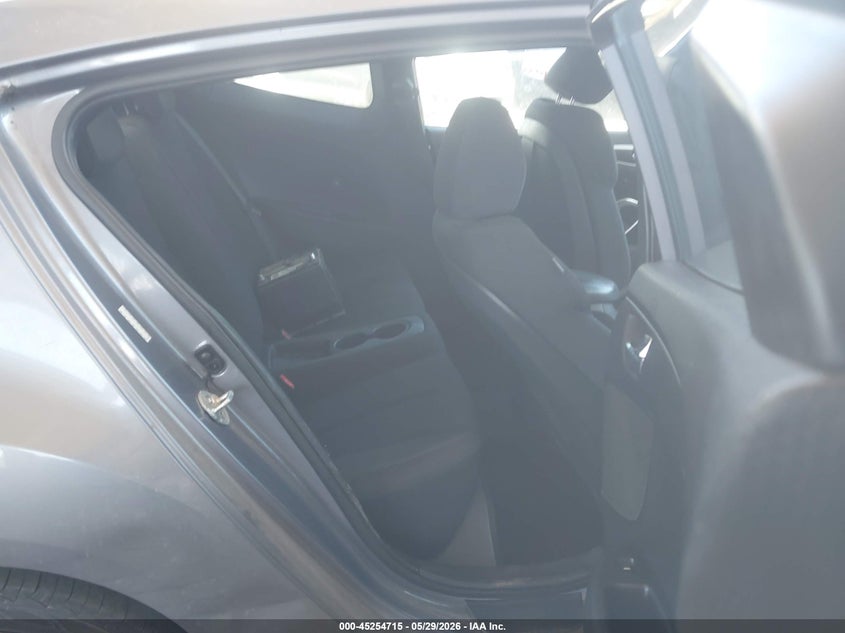2017 Hyundai Veloster VIN KMHTC6AD5HU315997 IAAI salvage auction — UNKNOWN, Clear (Arizona), sold $300 on 2026-07-14 (photo 8)