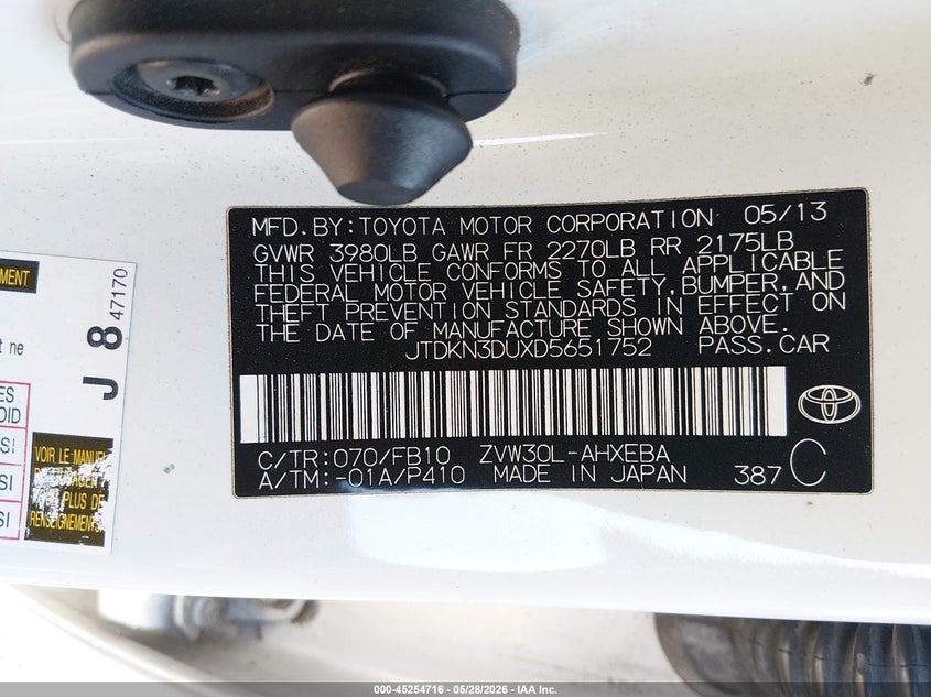 2013 Toyota Prius VIN JTDKN3DUXD5651752 IAAI salvage auction — NORMAL WEAR, Salvage (California), sold $1,050 on 2026-07-20 (photo 9)