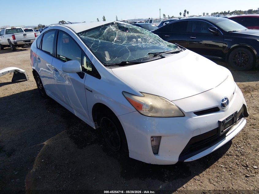 2013 Toyota Prius VIN JTDKN3DUXD5651752 IAAI salvage auction — NORMAL WEAR, Salvage (California), sold $1,050 on 2026-07-20 (photo 1)