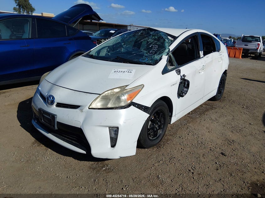 2013 Toyota Prius VIN JTDKN3DUXD5651752 IAAI salvage auction — NORMAL WEAR, Salvage (California), sold $1,050 on 2026-07-20 (photo 2)