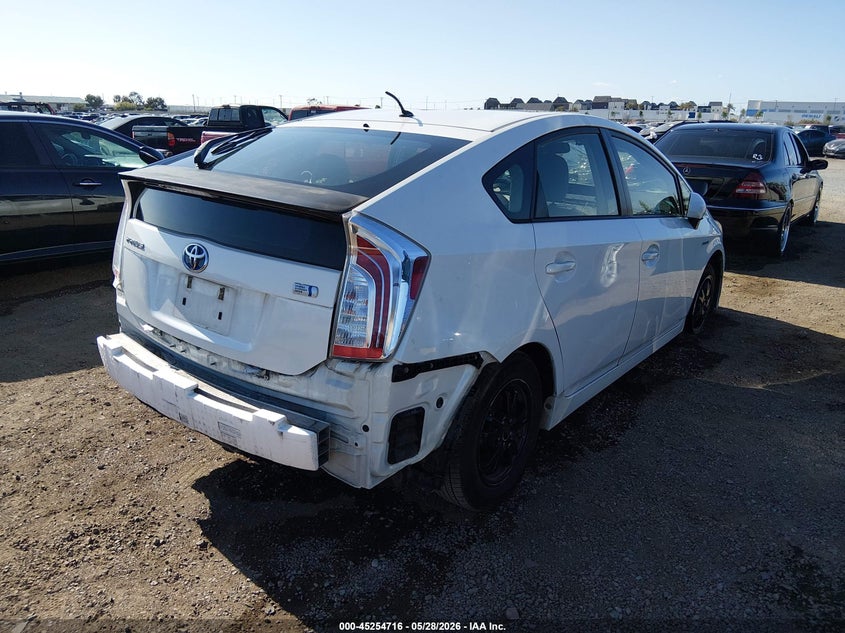 2013 Toyota Prius VIN JTDKN3DUXD5651752 IAAI salvage auction — NORMAL WEAR, Salvage (California), sold $1,050 on 2026-07-20 (photo 4)
