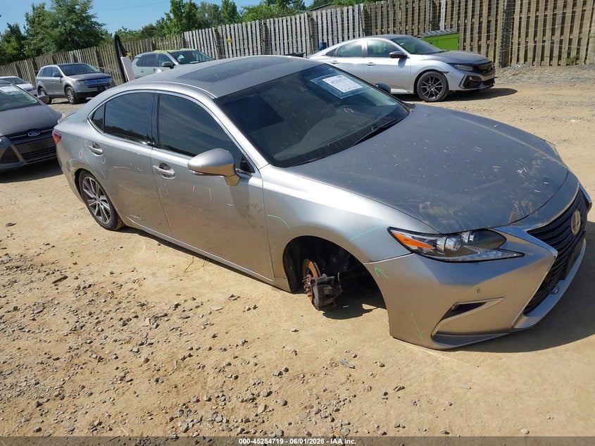 2018 Lexus ES VIN JTHBW1GG2J2173815 IAAI salvage auction — LEFT & RIGHT, Salvage Title, sold $6,800 on 2026-07-13 (photo 1)