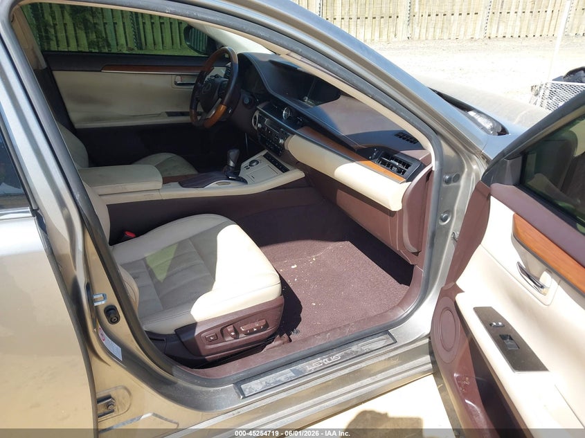 2018 Lexus ES VIN JTHBW1GG2J2173815 IAAI salvage auction — LEFT & RIGHT, Salvage Title, sold $6,800 on 2026-07-13 (photo 5)