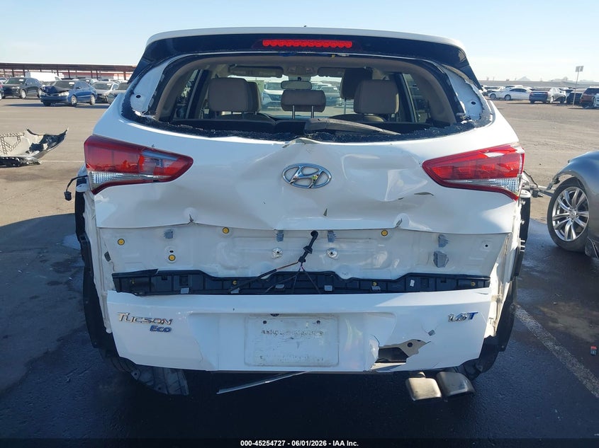 2017 Hyundai Tucson VIN KM8J33A2XHU415727 IAAI salvage auction — FRONT & REAR, Salvage Title, sold $2,150 on 2026-07-14 (photo 6)