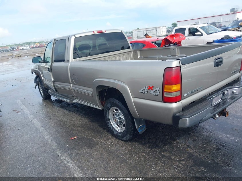 2000 Chevrolet Silverado 2500 VIN 1GCGK29U0YE350897 IAAI salvage auction — FRONT END, Salvage (Missouri), sold $750 on 2026-07-11 (photo 3)