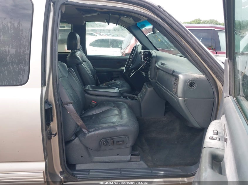 2000 Chevrolet Silverado 2500 VIN 1GCGK29U0YE350897 IAAI salvage auction — FRONT END, Salvage (Missouri), sold $750 on 2026-07-11 (photo 5)