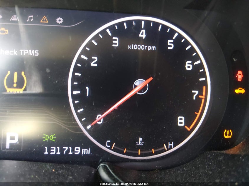 2015 Kia K900 VIN KNALW4D47F6018658 IAAI salvage auction — SIDE, Salvage Title, sold $1,675 on 2026-07-17 (photo 7)