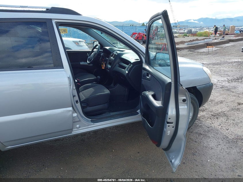2008 Kia Sportage VIN KNDJE723787483978 IAAI salvage auction — SIDE, Clear (Montana), sold $275 on 2026-08-23 (photo 5)
