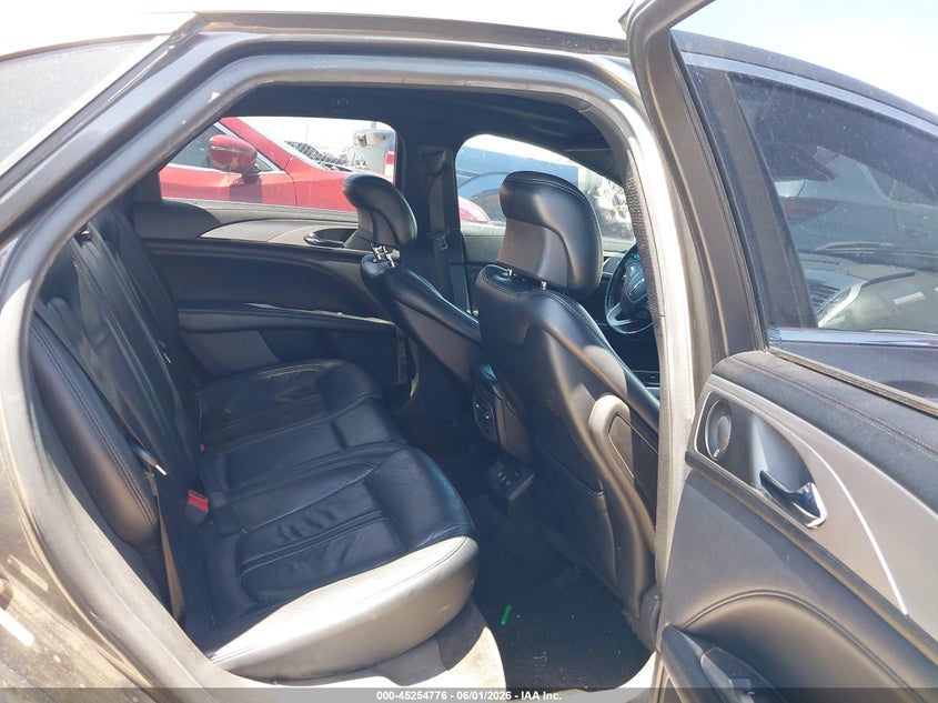2017 Lincoln Mkz VIN 3LN6L5E94HR648633 IAAI salvage auction — LEFT SIDE, Salvage Title, sold $1,350 on 2026-07-28 (photo 8)