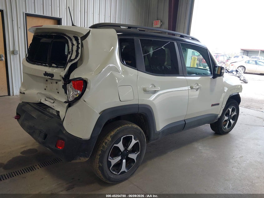 2020 Jeep Renegade VIN ZACNJBC12LPL76441 IAAI salvage auction — REAR END, Salvage (North Dakota), sold $1,550 on 2026-08-13 (photo 4)