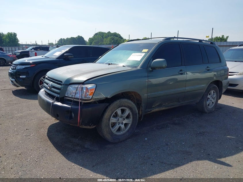 2004 Toyota Highlander VIN JTEDP21A240034572 IAAI salvage auction — NORMAL WEAR, Clear (California), sold $575 on 2026-07-15 (photo 2)