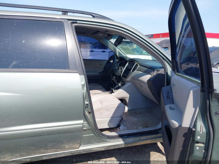 2004 Toyota Highlander VIN JTEDP21A240034572 IAAI salvage auction — NORMAL WEAR, Clear (California), sold $575 on 2026-07-15 (photo 5)