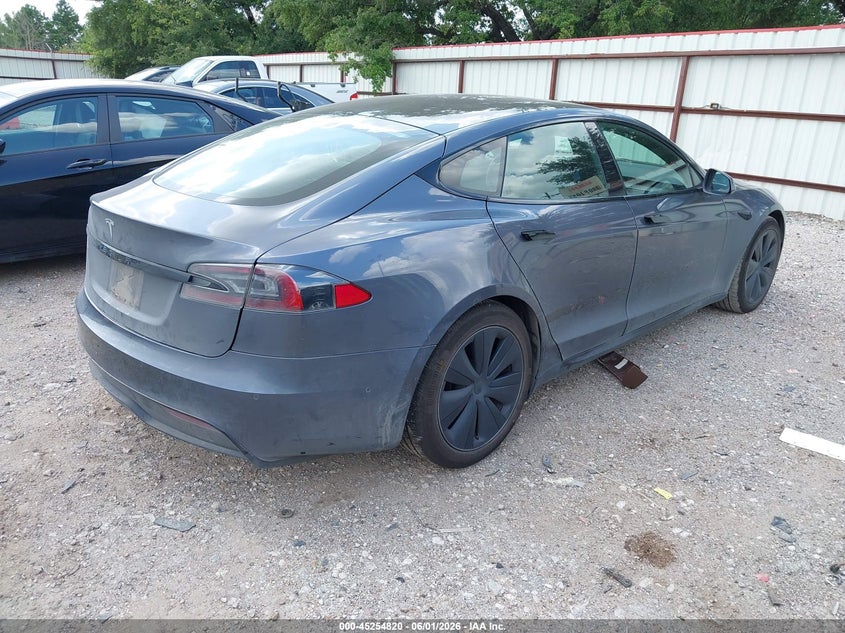 2021 Tesla Model s VIN 5YJSA1E56MF428257 IAAI salvage auction — NORMAL WEAR, Salvage Title, sold $21,150 on 2026-07-16 (photo 4)