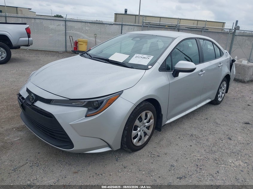 2025 Toyota Corolla VIN 5YFB4MDE8SP341813 IAAI salvage auction — REAR END, Salvage Title, sold $6,600 on 2026-07-18 (photo 2)