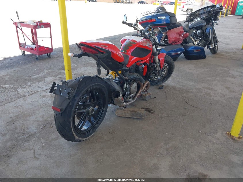 2015 Ducati Monster VIN ZDM1RBSV0FB006431 IAAI salvage auction — ROLLOVER, Salvage Title, sold $550 on 2026-08-12 (photo 4)