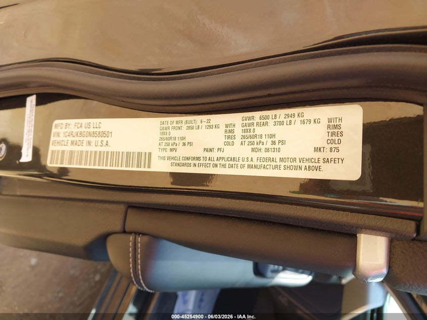 2022 Jeep Grand cherokee VIN 1C4RJKBG0N8580501 IAAI salvage auction — HAIL, Salvage Title, sold $14,200 on 2026-07-30 (photo 9)