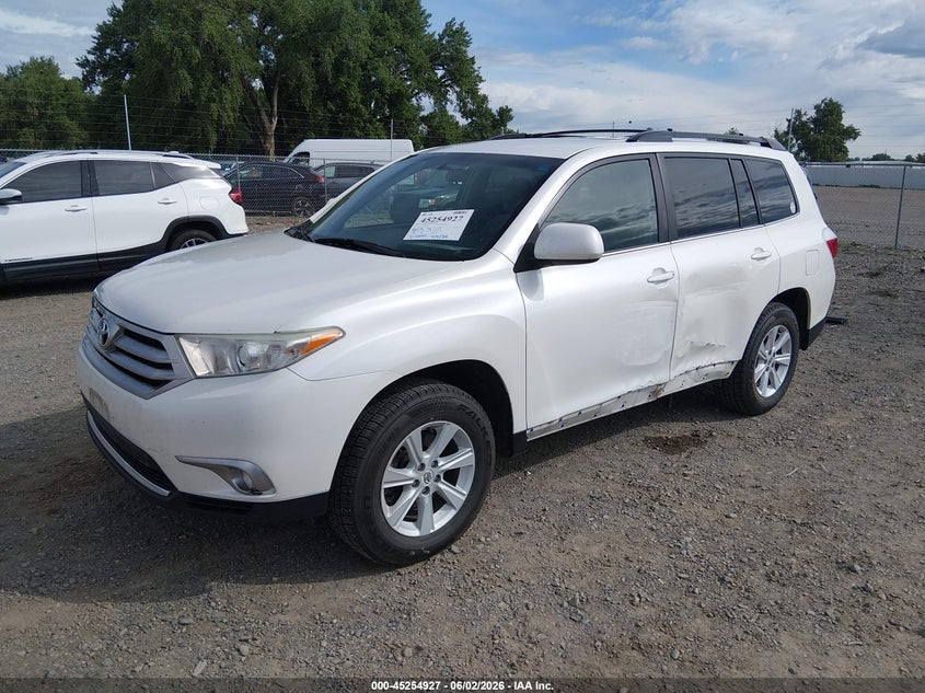 2012 Toyota Highlander VIN 5TDBK3EH2CS165696 IAAI salvage auction — LEFT SIDE, Salvage (Montana), sold $2,550 on 2026-07-22 (photo 2)