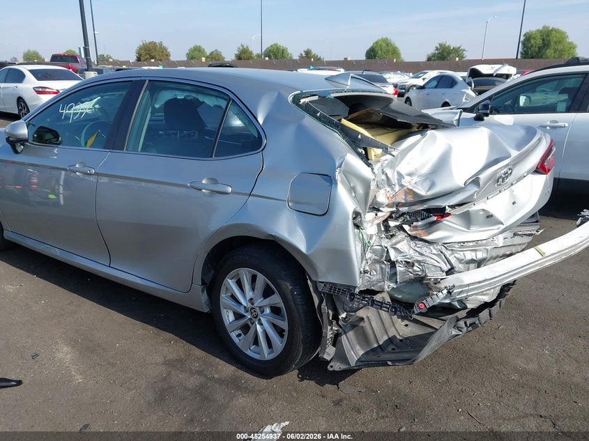 2024 Toyota Camry VIN 4T1C11AKXRU226063 IAAI salvage auction — SIDE, Salvage Title, sold $4,350 on 2026-07-31 (photo 3)