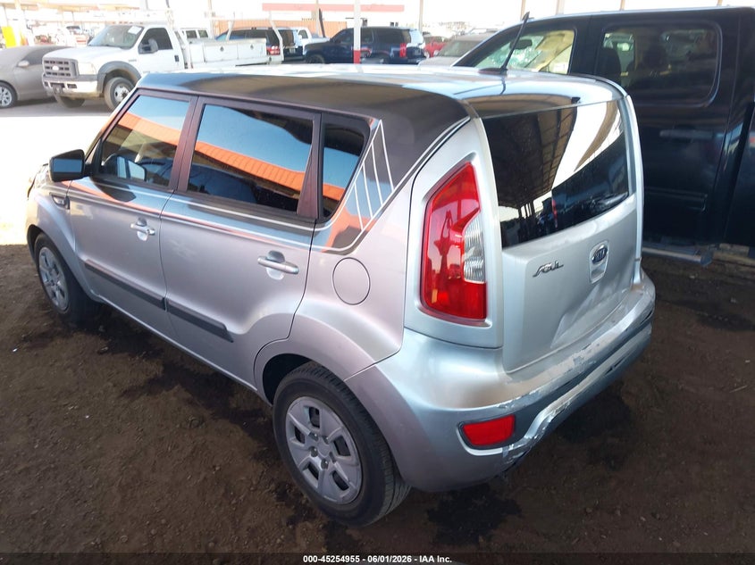 2012 Kia Soul VIN KNDJT2A51C7478540 IAAI salvage auction — RIGHT FRONT, Salvage Title, sold $950 on 2026-07-07 (photo 3)