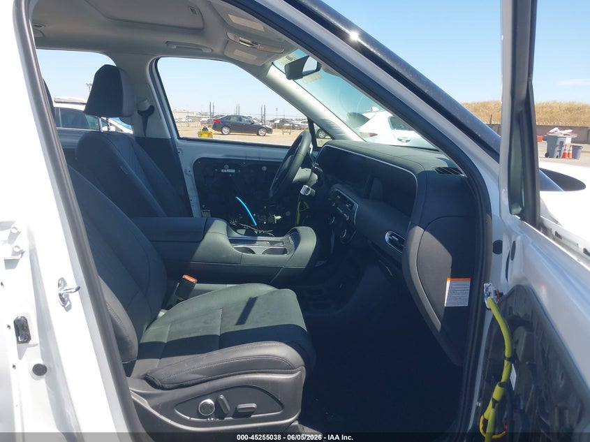 2026 Hyundai Palisade VIN KM8RH5SAXTU057219 IAAI salvage auction — LEFT & RIGHT, Salvage (California), sold $8,900 on 2026-07-08 (photo 5)