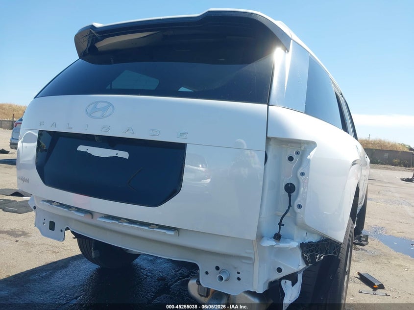 2026 Hyundai Palisade VIN KM8RH5SAXTU057219 IAAI salvage auction — LEFT & RIGHT, Salvage (California), sold $8,900 on 2026-07-08 (photo 6)