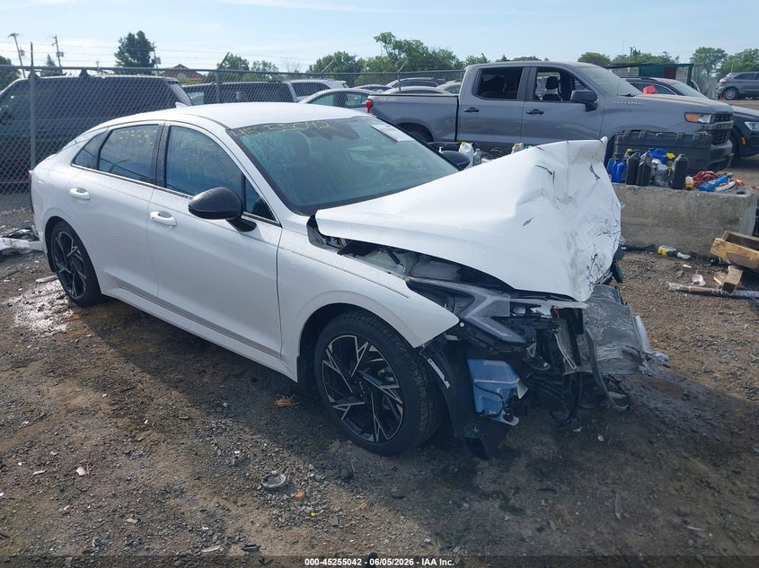 2025 Kia K5 VIN KNAG64J77S5352186 IAAI salvage auction — FRONT END, Salvage Title, sold $6,325 on 2026-07-28 (photo 1)