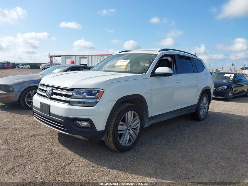 2020 Volkswagen Atlas VIN 1V2WP2CA4LC501366 IAAI salvage auction — SIDE, Salvage Title, sold $5,600 on 2026-08-02 (photo 2)