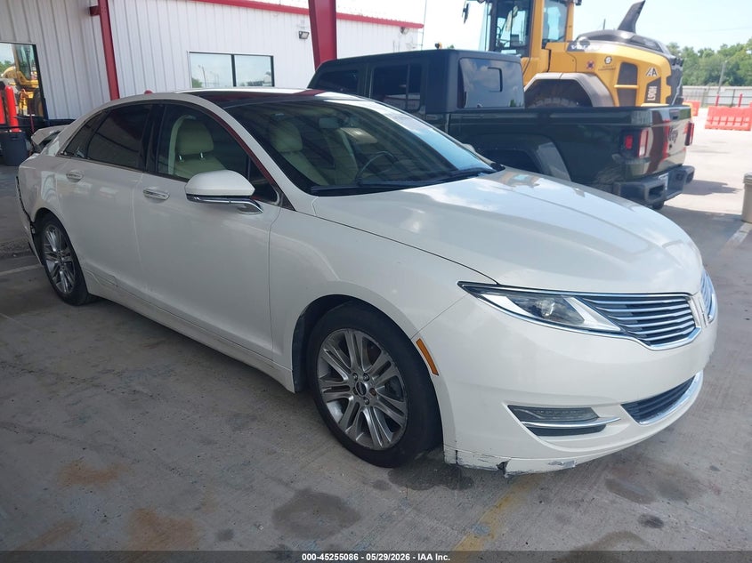 2013 Lincoln Mkz VIN 3LN6L2LUXDR811334 IAAI salvage auction — REAR END, Salvage Title, sold $650 on 2026-07-20 (photo 1)