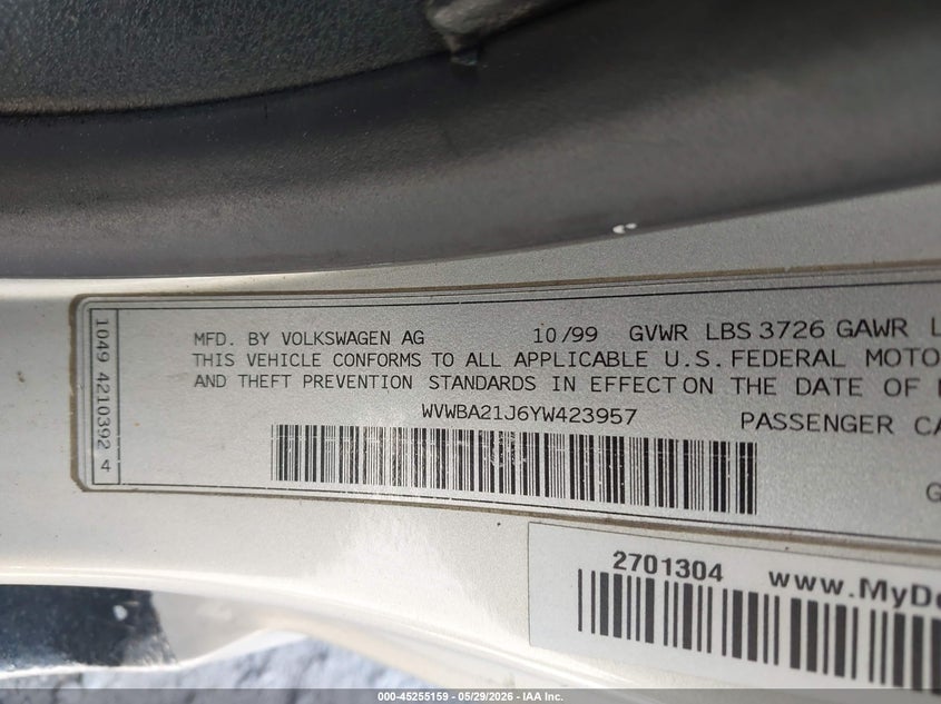 2000 Volkswagen Golf VIN WVWBA21J6YW423957 IAAI salvage auction — FRONT END, Clear-Endorsement (Wisconsin), sold $375 on 2026-07-14 (photo 9)