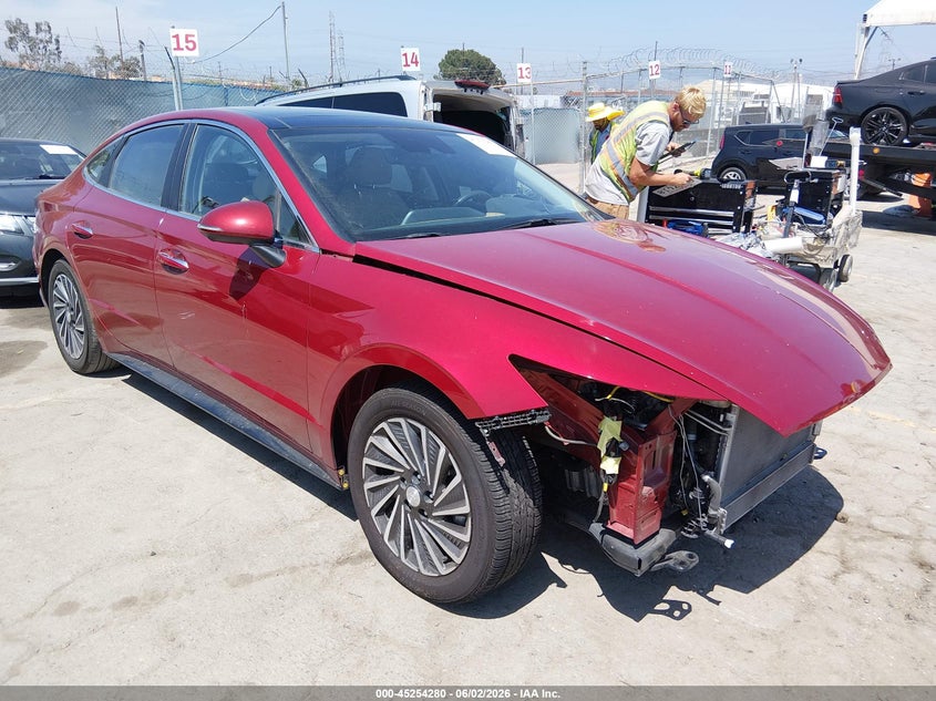 2023 Hyundai Sonata VIN KMHL54JJ2PA082276 IAAI salvage auction — LEFT FRONT, Salvage Title, sold $6,500 on 2026-07-29 (photo 1)