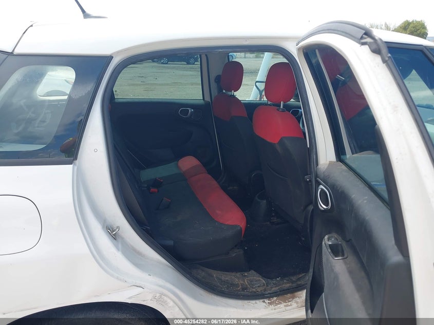 2015 Fiat 500l VIN ZFBCFAAH7FZ033820 IAAI salvage auction — FRONT END, Clear (Arizona), sold $225 on 2026-08-06 (photo 8)