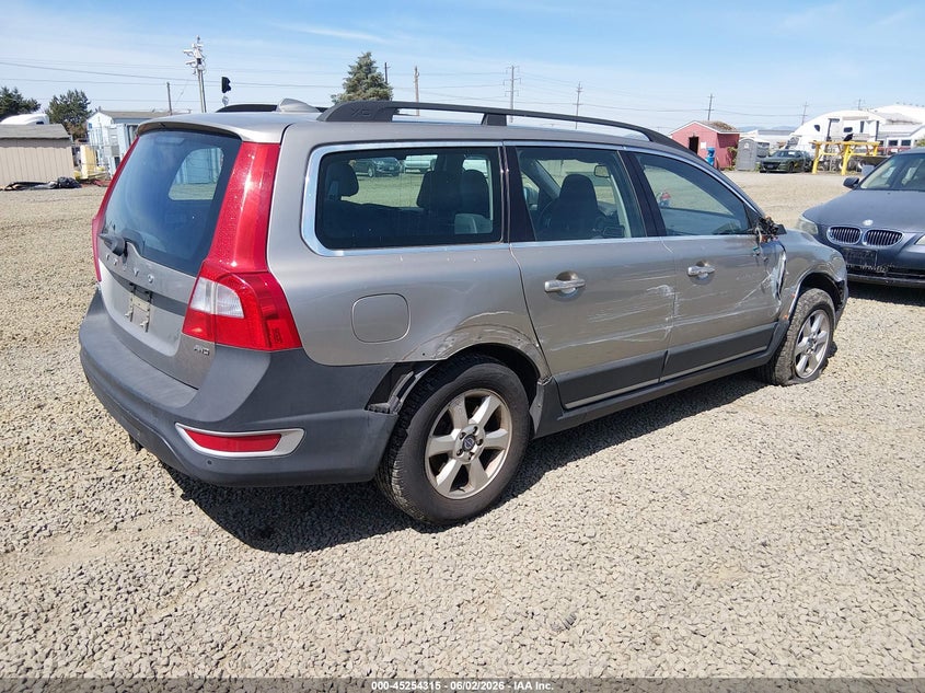 2012 Volvo Xc70 VIN YV4952BZ7C1119112 IAAI salvage auction — RIGHT SIDE, Salvage (Oregon), sold $1,175 on 2026-08-17 (photo 4)