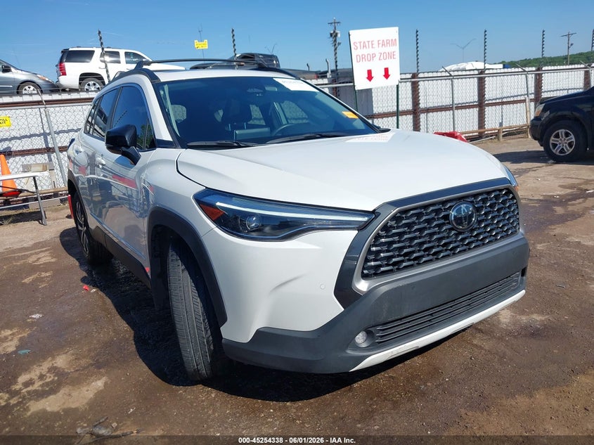 2025 Toyota Corolla cross VIN 7MUDAAAG9SV126332 — IAAI salvage auction photo