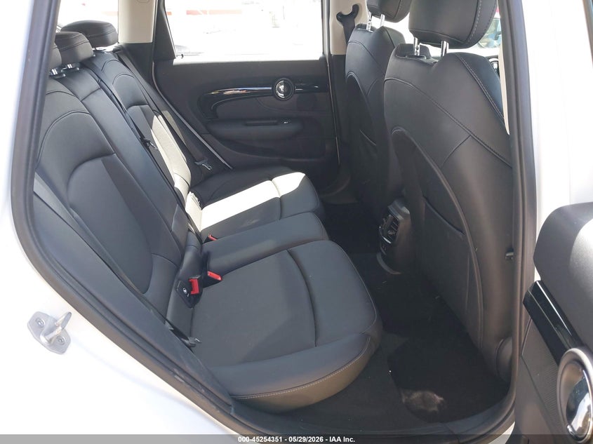 2024 Mini Clubman VIN WMWLV7C05R2U73653 IAAI salvage auction — LEFT REAR, Salvage Title, sold $7,100 on 2026-08-16 (photo 8)