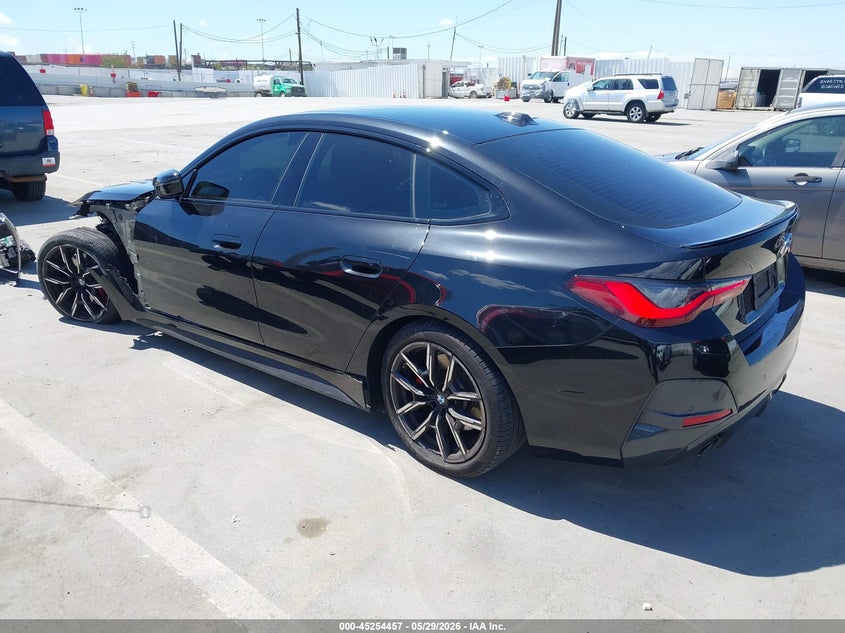 2024 BMW 4er VIN WBA63AV02RFT49457 IAAI salvage auction — FRONT END, Salvage Title, sold $17,200 on 2026-07-29 (photo 3)