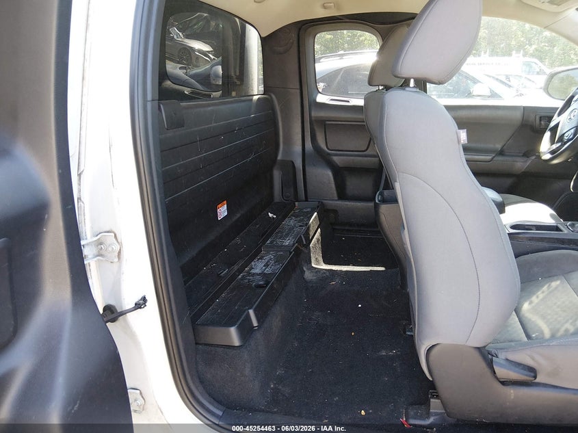 2020 Toyota Tacoma VIN 5TFRX5GN1LX169697 IAAI salvage auction — REAR END, Salvage Title, sold $6,700 on 2026-07-08 (photo 8)