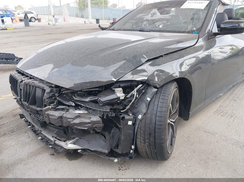 2023 BMW 4er VIN WBA53AT03PCL98115 IAAI salvage auction — FRONT END, Salvage Title, sold $17,550 on 2026-07-08 (photo 6)