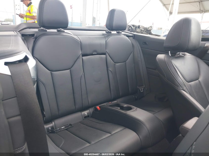 2023 BMW 4er VIN WBA53AT03PCL98115 IAAI salvage auction — FRONT END, Salvage Title, sold $17,550 on 2026-07-08 (photo 8)
