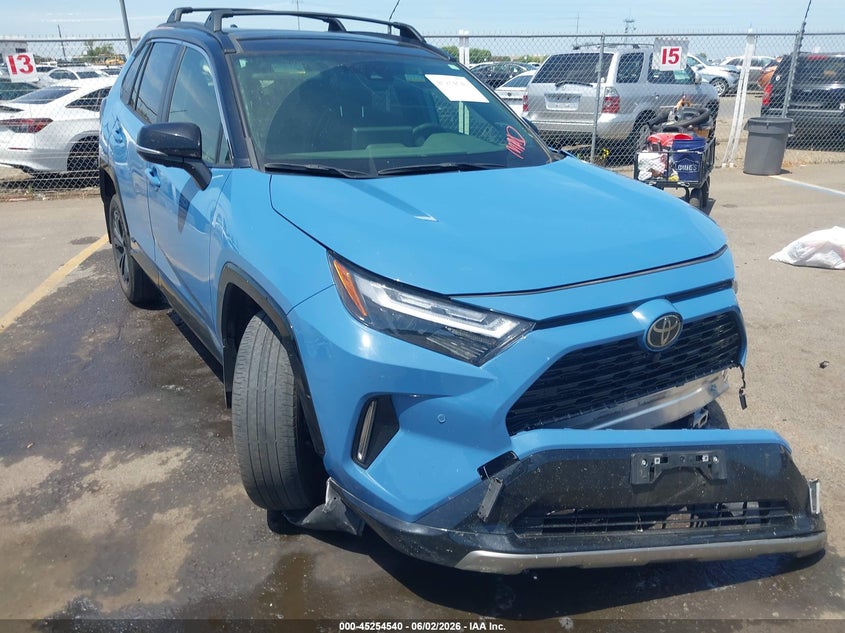 2025 Toyota Rav 4 VIN JTME6RFV6SD578692 IAAI salvage auction — LEFT SIDE, Salvage Title, sold $15,950 on 2026-07-15 (photo 1)